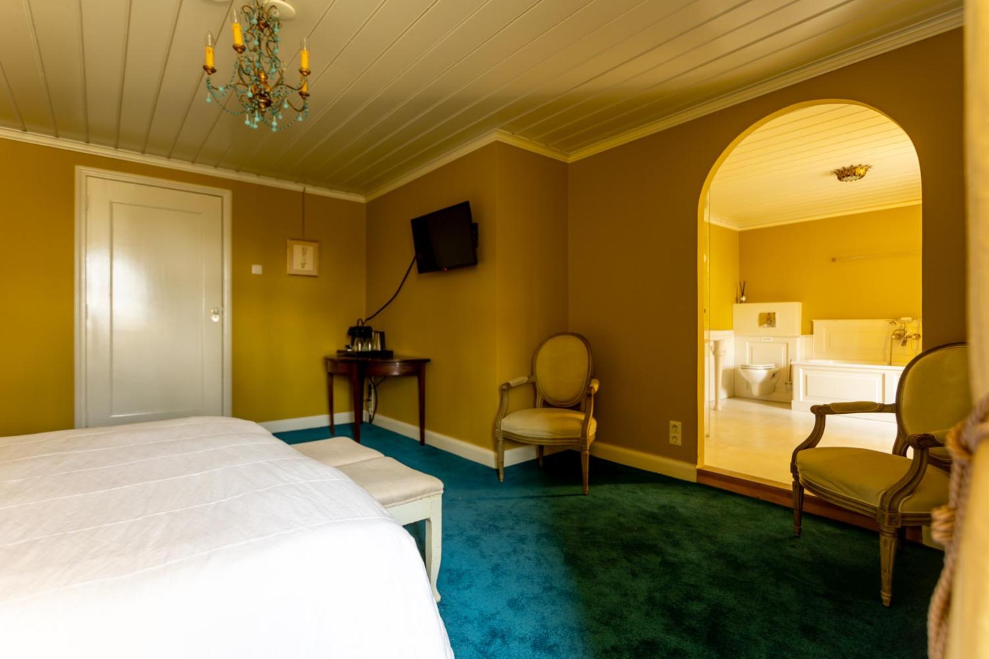 Landgoed Loenen B&B Slijk-Ewijk ภายนอก รูปภาพ